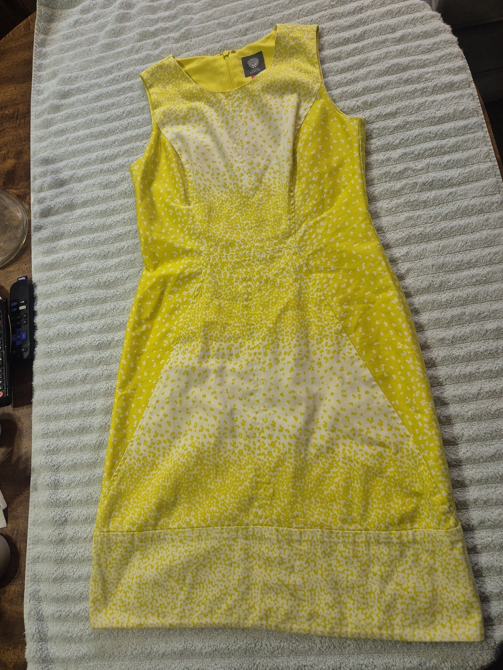 Vince Camuto Yellow and White Speckled Sleeveless Midi Dress
